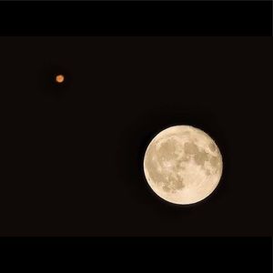 Meet your Posher, Ivone